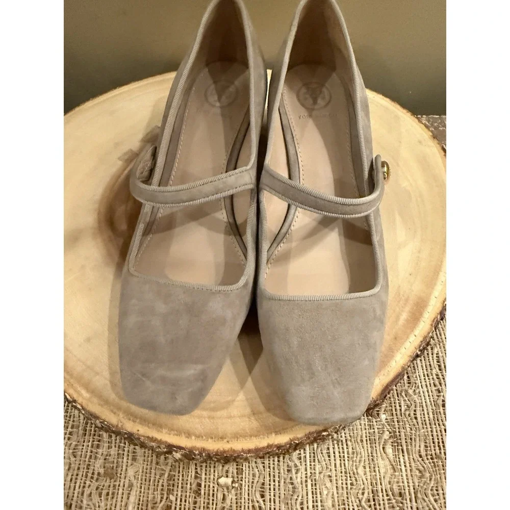 Tory Burch Marisa 40mm Mary‎ Jane Pump in Grey Suede Strap Gold Accent Sz-7 298$
